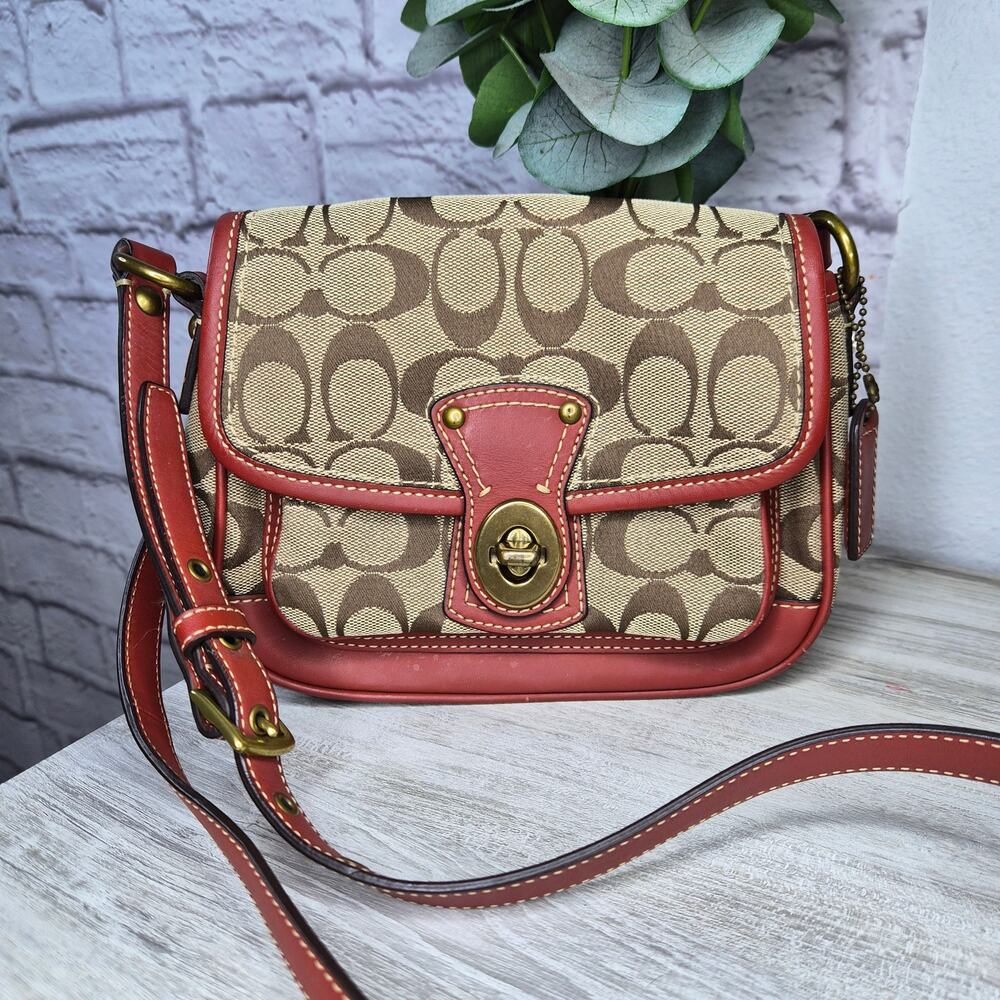 Vintage Coach 10566 Cricket Signature Flap Turnlock Crossbody Red Leather Y2K